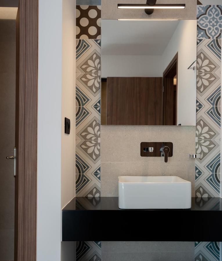O-Cyanea Villa With Heated Pool Κουρνάς Εξωτερικό φωτογραφία